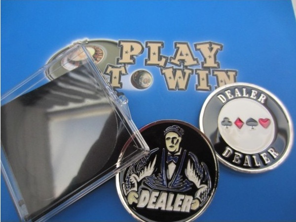 N° 10 BUTTON DEALER IN METALLO